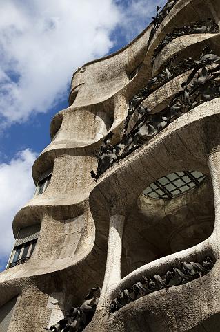 28 Casa Mila.jpg